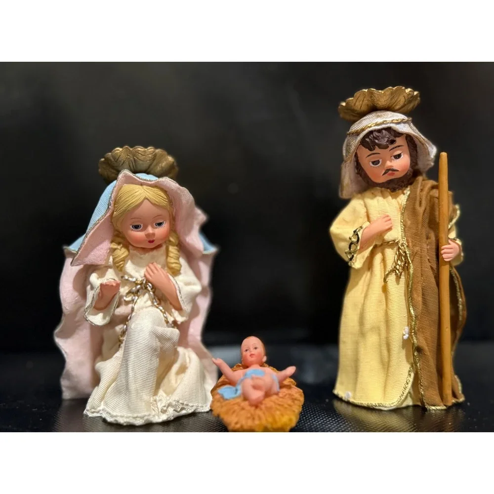 Madame Alexander Nativity‎ Scene Mary Joseph Baby Jesus Figurines Set